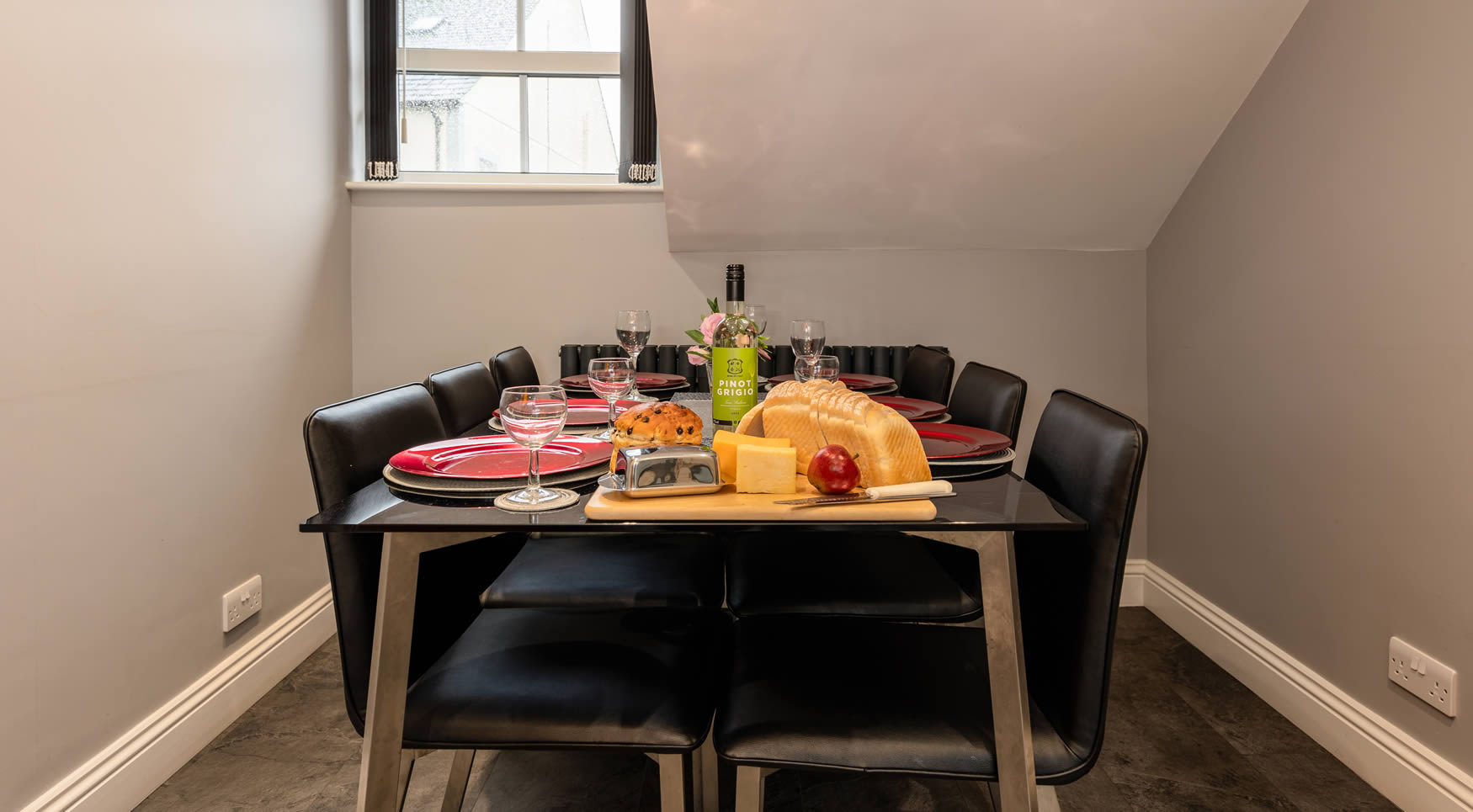 Medcult Apartment - Dining Room